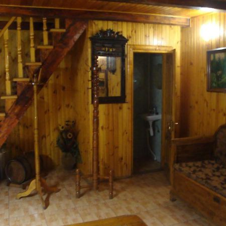 Апартаменты Domik S Saunoy Na Ogiyenko Каменец-Подольский Экстерьер фото