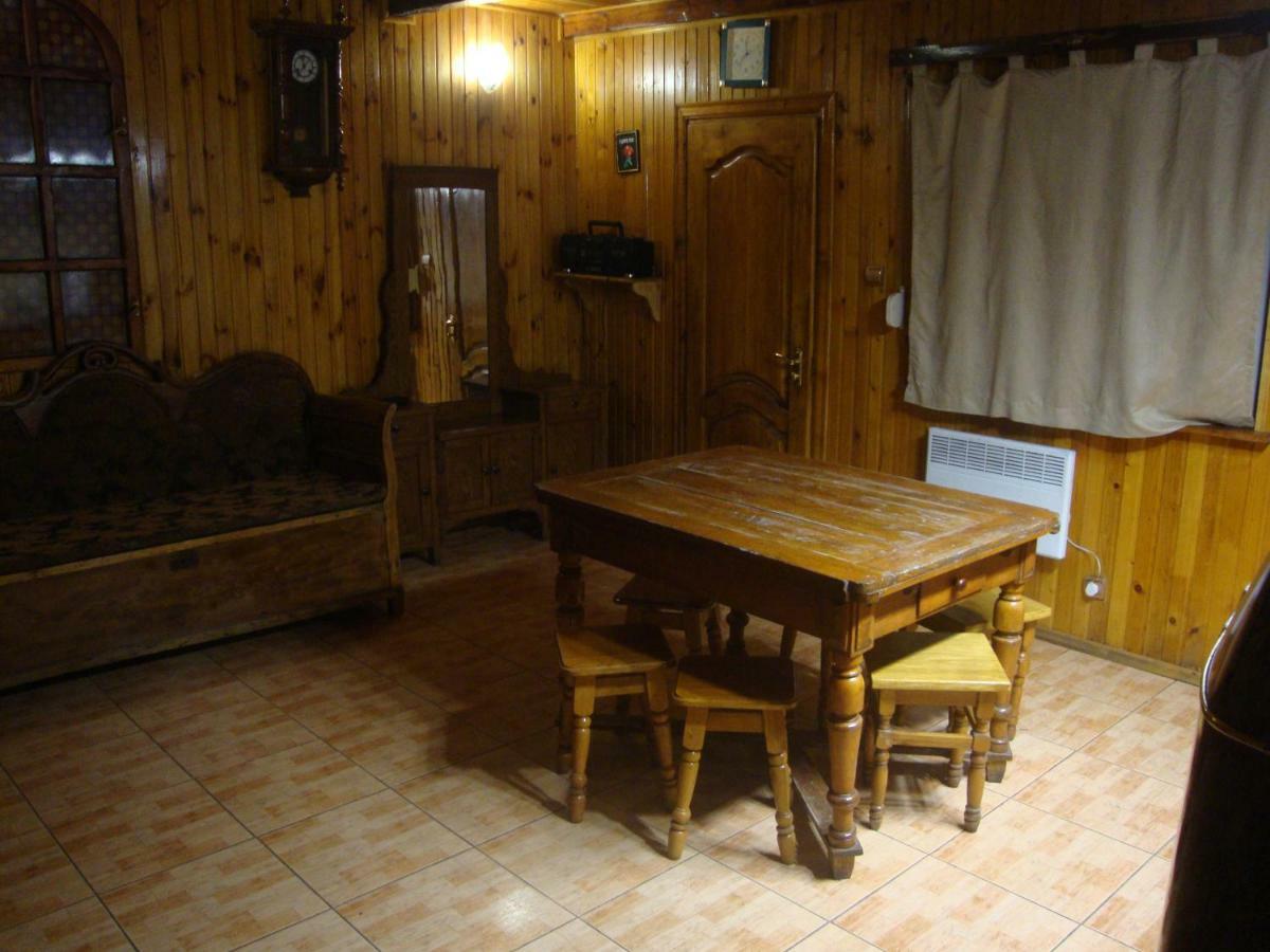 Апартаменты Domik S Saunoy Na Ogiyenko Каменец-Подольский Экстерьер фото
