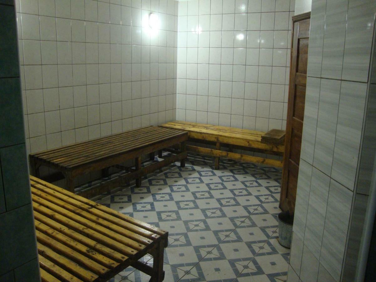 Апартаменты Domik S Saunoy Na Ogiyenko Каменец-Подольский Экстерьер фото
